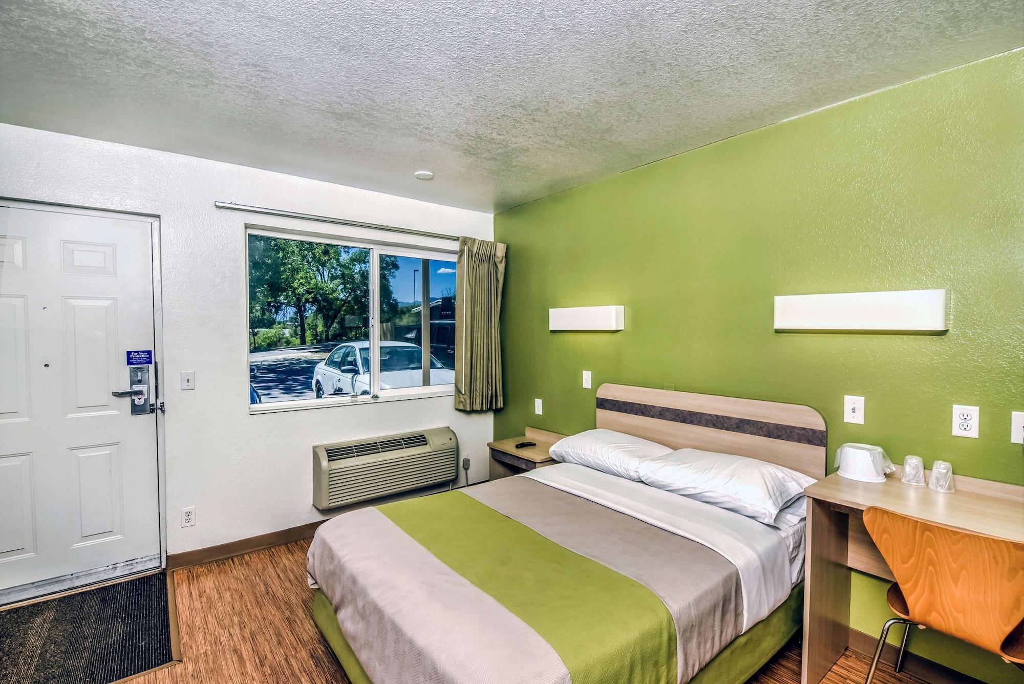 Pensão Park By Radisson, 2*